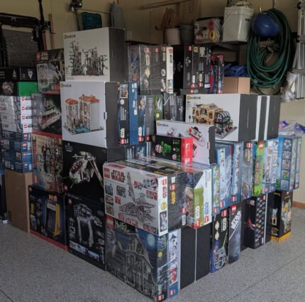 Buy LEGO Pallets for Sale (200+ Assorted Sets at $400)